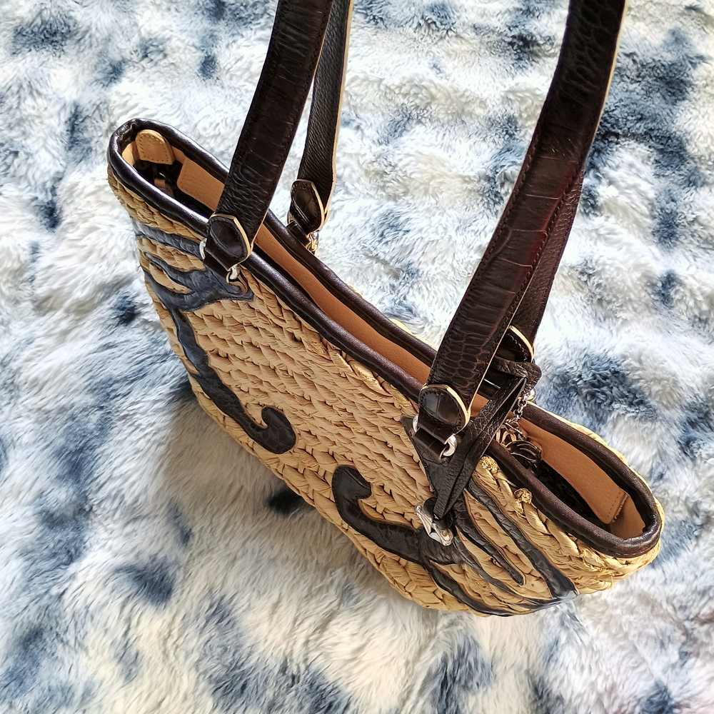 Beautiful Brighton straw and leather butterfly shoulder tote bag, 9x14, designer - Picture 11 of 14